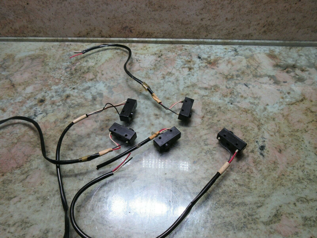 MORI SEIKI MV40 CNC VERTICAL MILL TURRET TOOL ATC CAROUSEL LIMIT SWITCH EACH 1