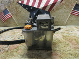 SHOWA OIL LUBE LUBRICATION TANK PUMP SYSTEM DISTRIBUTOR SMD6 15C 30 100V