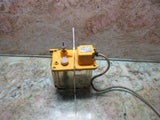 SHOWA OIL DISTRIBUTOR SMA-3 LUBE LUBRICATION TANK PUMP SYSTEM IKEGAI LUBRICATOR