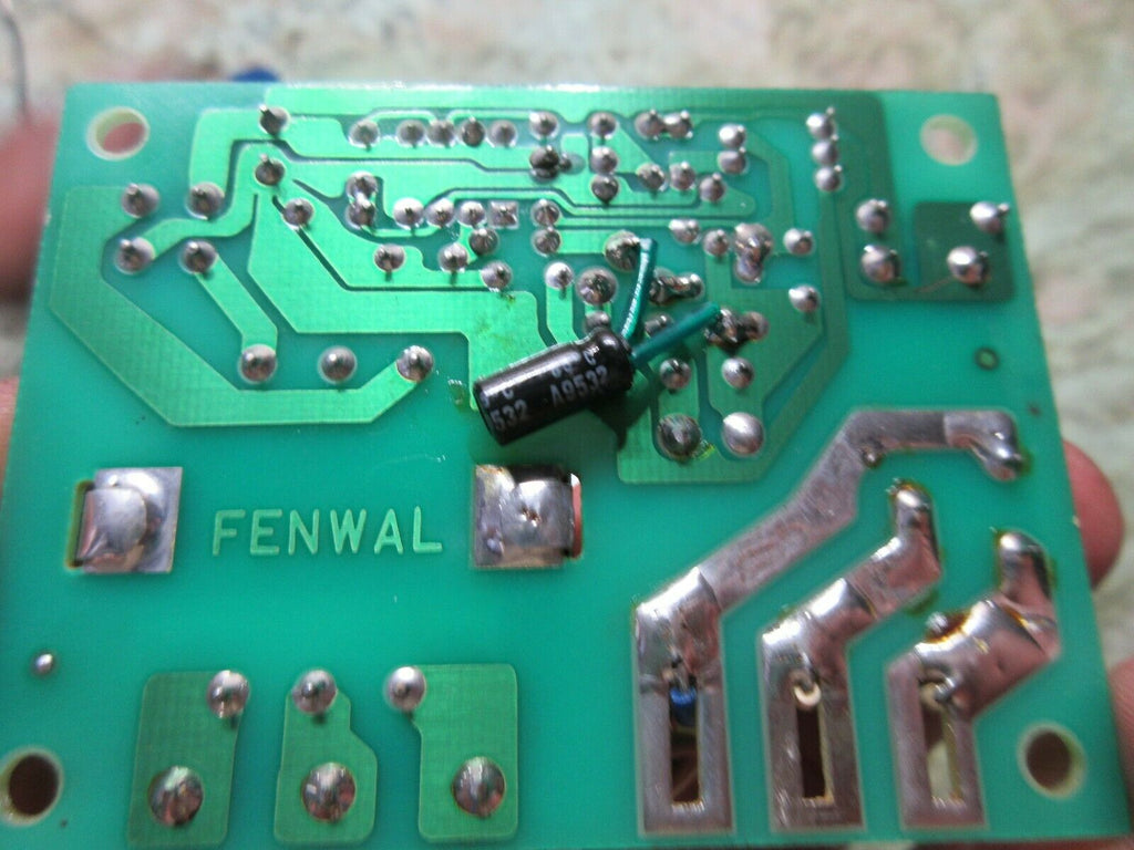 FENWAL CIRCUIT BOARD E35572-1 6CM SN