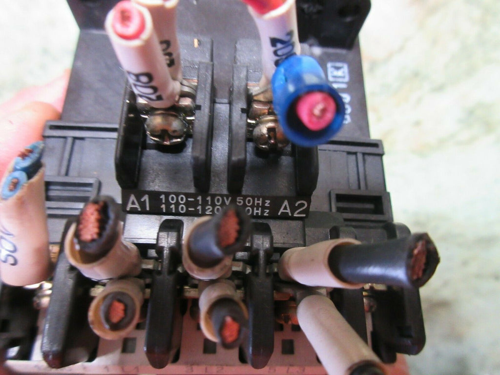 FUJI ELECTRIC CONTACTOR SC-5-1 [19] JEM NKE-9030 4NCOHO OKUMA MC-4VB CNC VERTIC