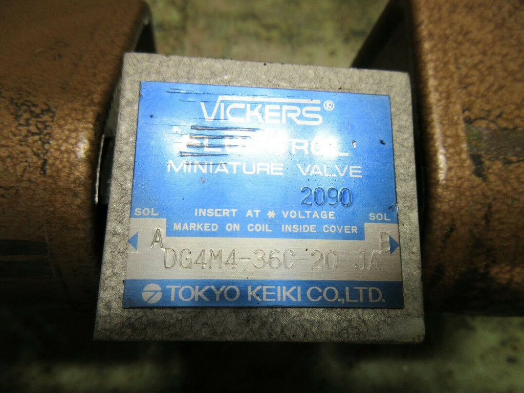 VICKERS MATSUURA MC-760V2 VALVE DG4M4-36C-20-JA 2090 WARRANTY LOT OF 3 PIECES